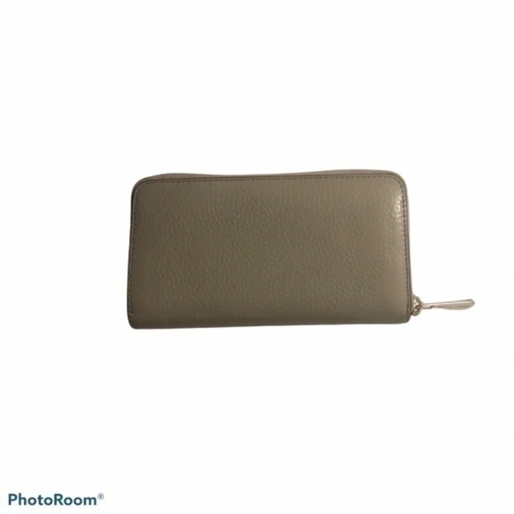 Michael kors gray leather zipper clutch wallet